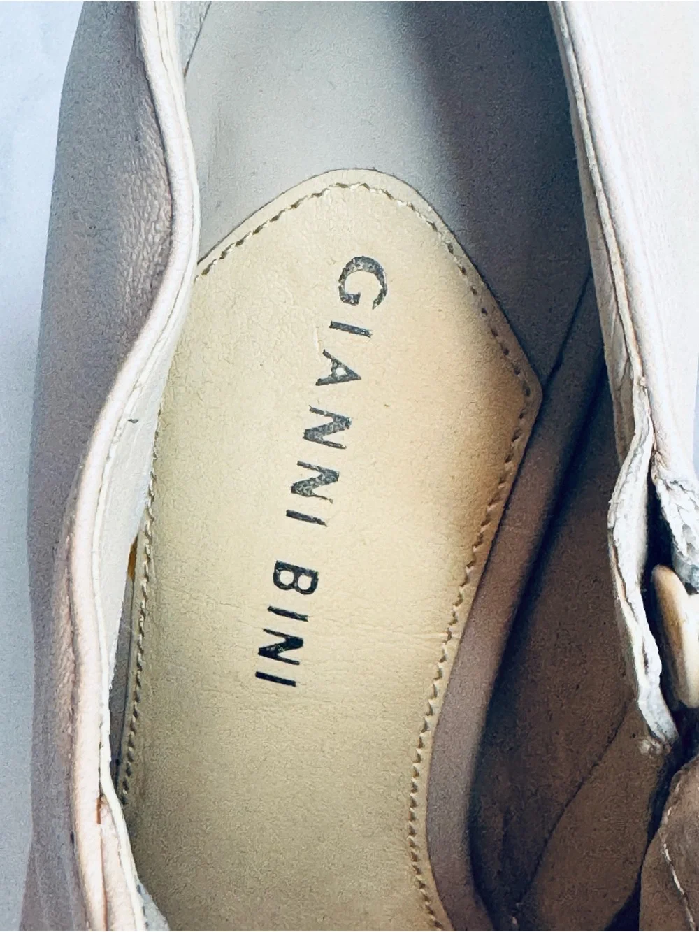 Gianni Bini Nude Leather Peep Toe Bootie Stiletto Heel Zips size 9 M